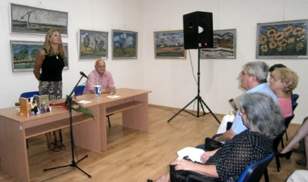 Успешно одржано књижевно вече Мирјане Бобић Мојсиловић у Тителу
